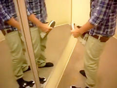 Playing with dvs in fitting room...