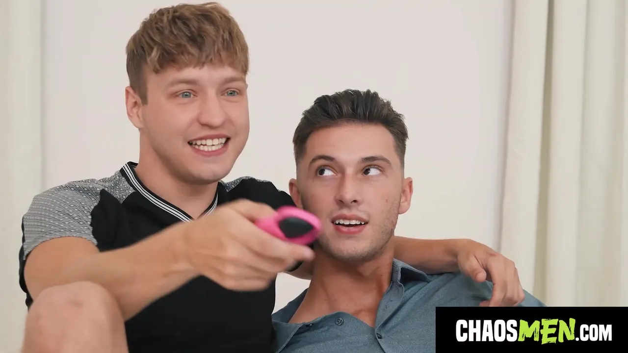 Mischievous Twink Teases His Boyfriend Ends Up Flipped& Fucked With Noah White